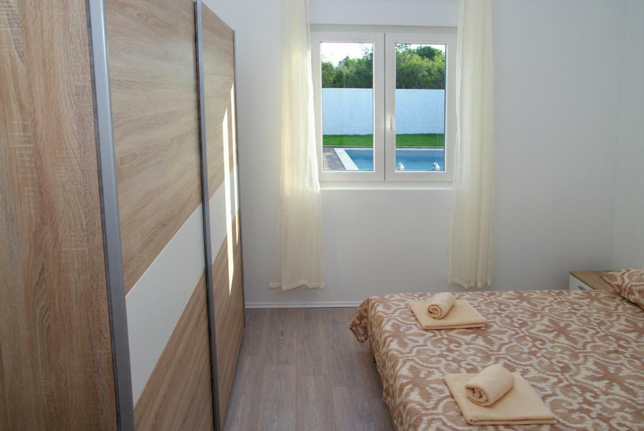Holiday Home Luka Zadar Luaran gambar