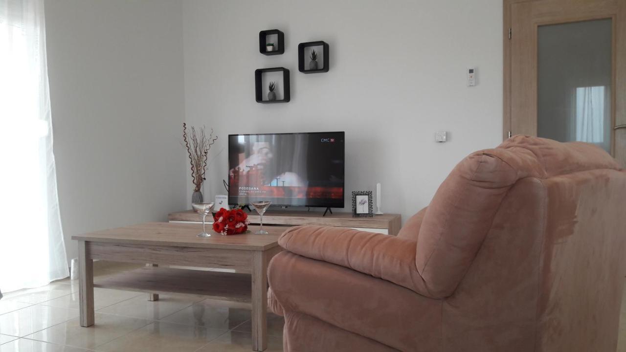 Holiday Home Luka Zadar Luaran gambar